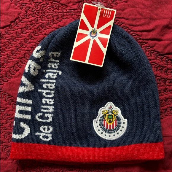 CHIVAS DE GUADALAJARA OFFICIALL , BEANIE , 100% ACRLYC - Picture 1 of 4